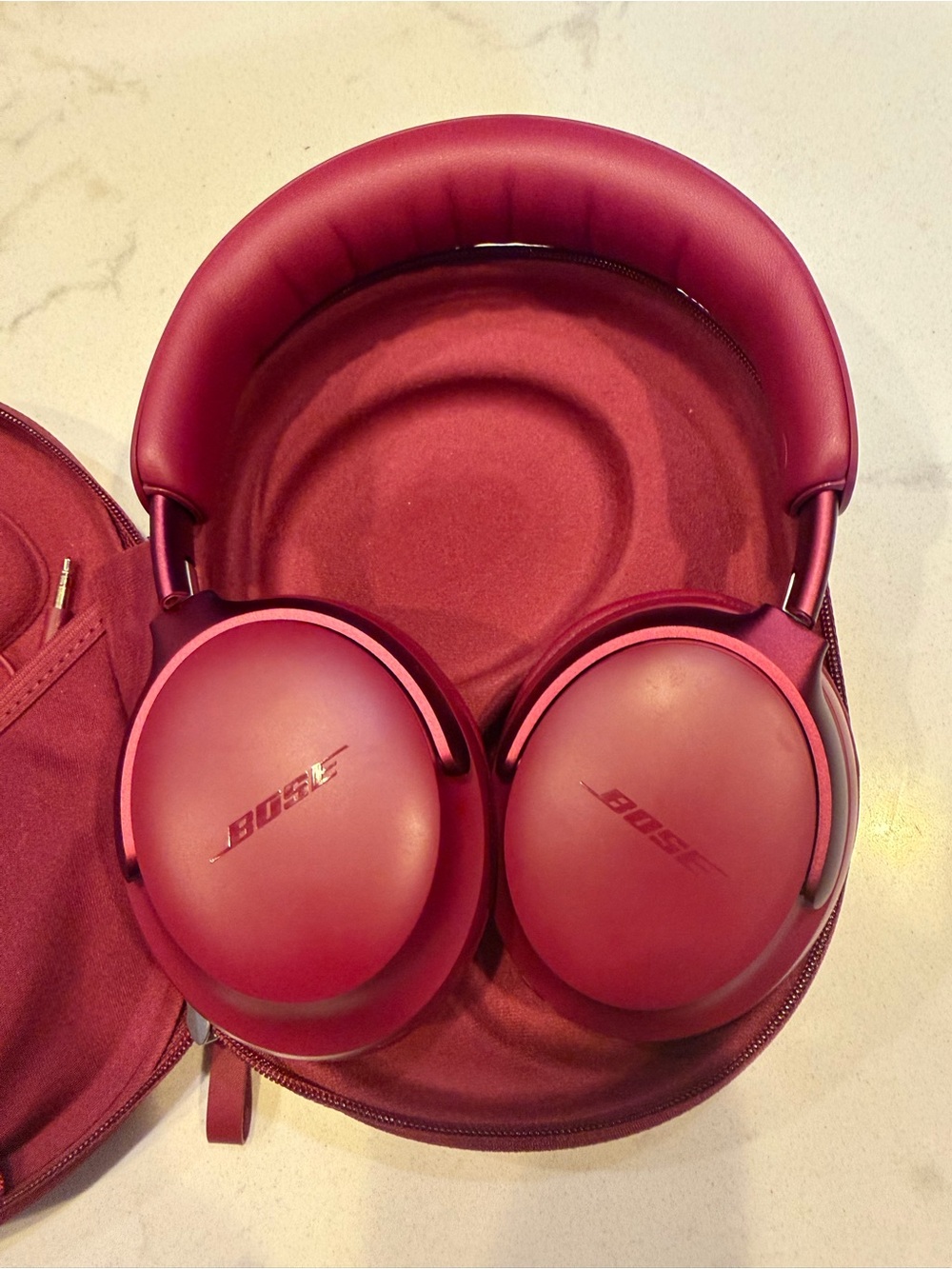 Bose Noise Cancelling Headphones Ultra - plum